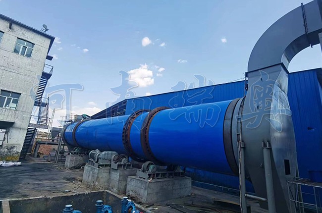 大型煤泥烘干機具備了什么優勢?