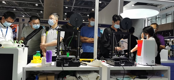 展會現場|洋明達3D打印機精彩亮相廣州電子展,助力中國智造業(圖3) 展會現場|洋明達3D打印機精彩亮相廣州電子展,助力中國智造業(圖3)